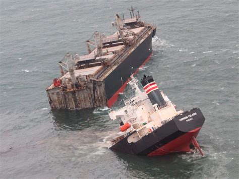 container ship split in half